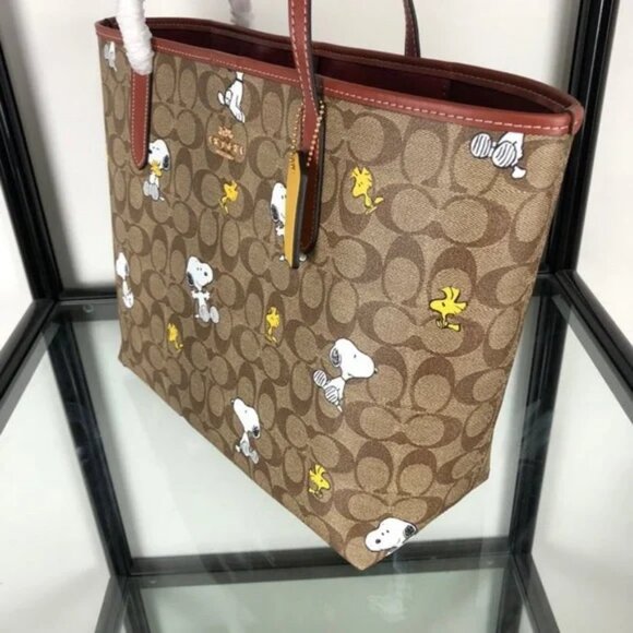 NWT Coach Snoopy Woodstock City Tote - Picture 3 of 9